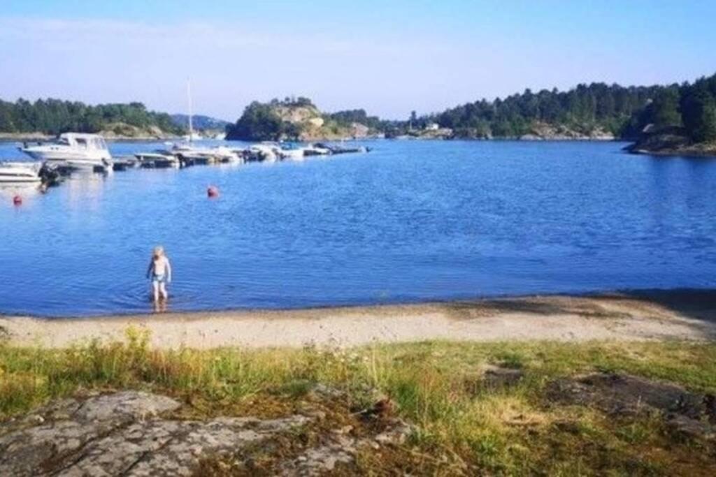 Cozy Cottage Close To Idyllic Archipelago With Additional Building If Booked For More Than 2 People Eydehavn Екстер'єр фото